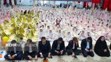 آثار نماز در زندگی مشهود و محسوس است؛ برگزاری جشن تکلیف دانش آموزی