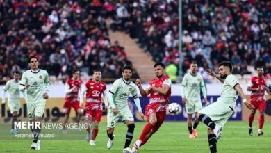 رقم خوردن «۶» تلخ برای استقلال و پنچری تراکتور؛ پرسپولیس روی ابرها