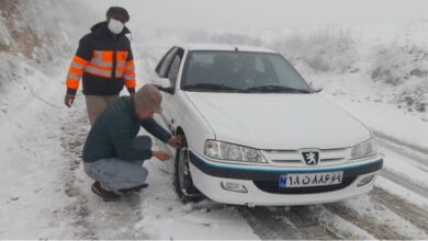 جاده های گلستانی لغزنده و استفاده از زنجیر چرخ الزامی است