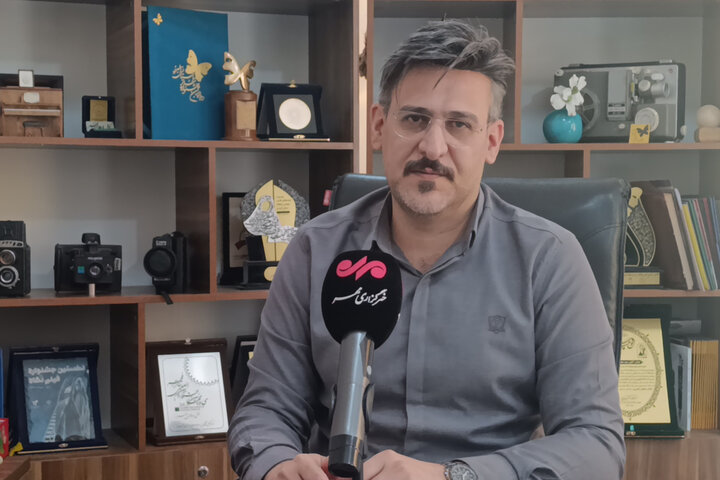 معرفی ساز بومی کرج در روز فرهنگی شهر